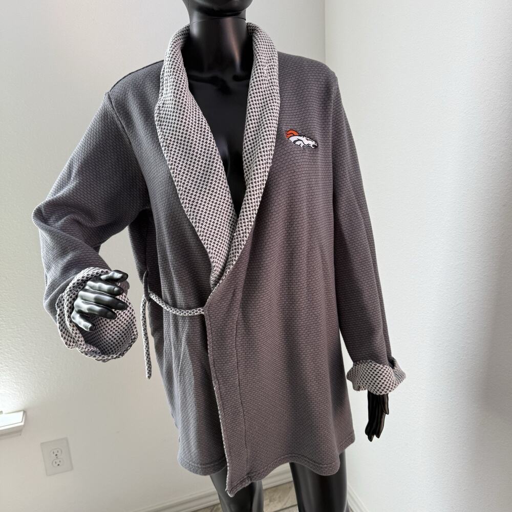 Denver Broncos NFL Gray Textured Knit Robe Houndstooth Trim Size XL Lounge Top
